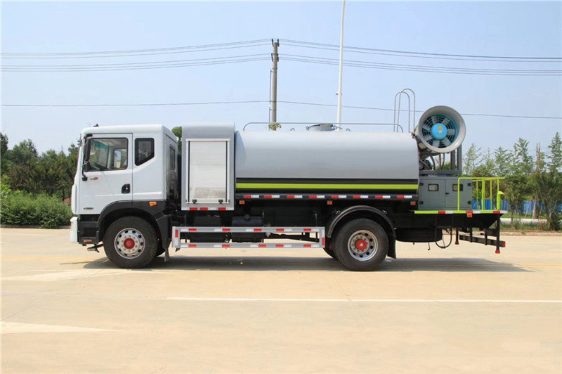 國六12方東風D9霧炮車